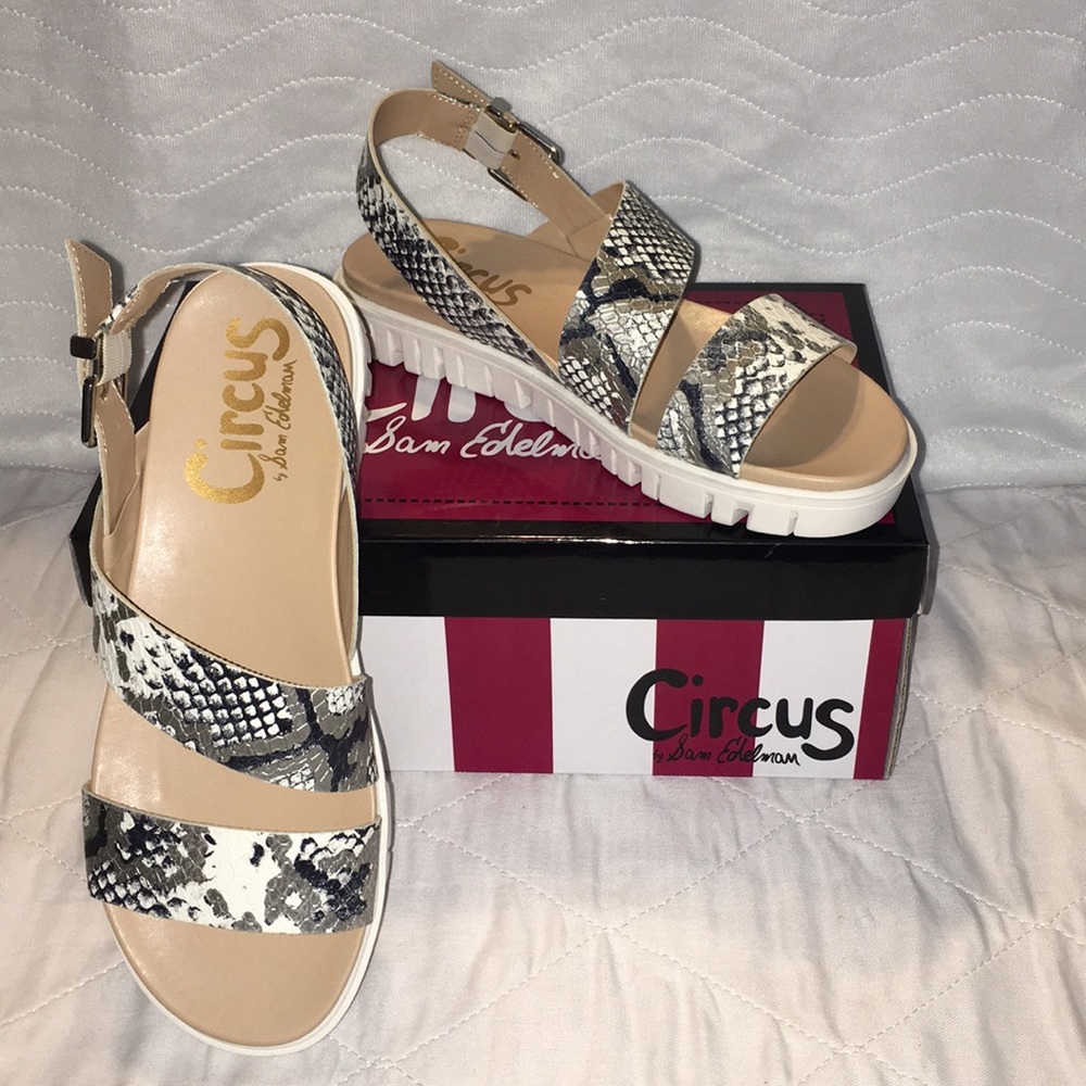 NWT Circus by Sam Edelman Snake Print Sandal Sz6.5 - Picture 2 of 7